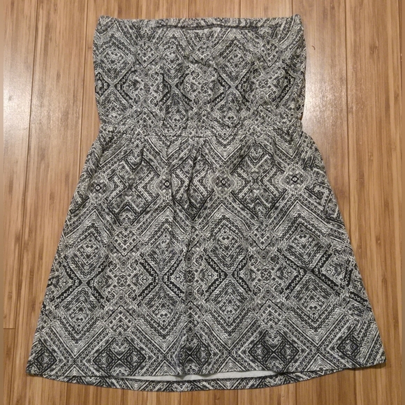 Mossimo Patterned Strapless Dress - Picture 5 of 6